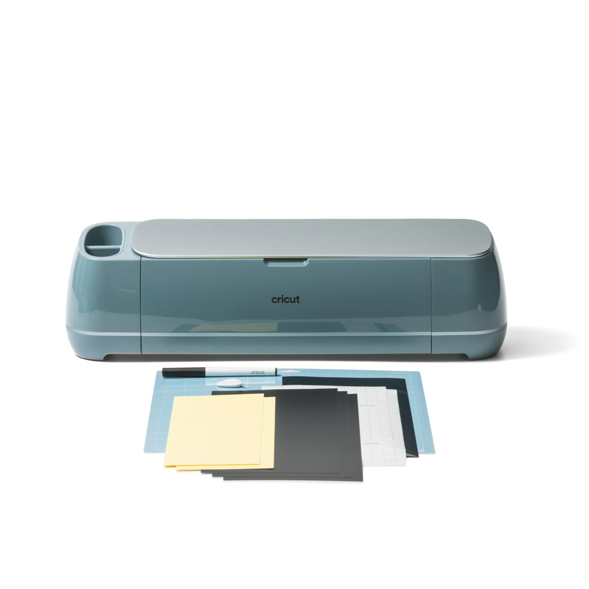 Cricut Maker 4 Kit Essentials